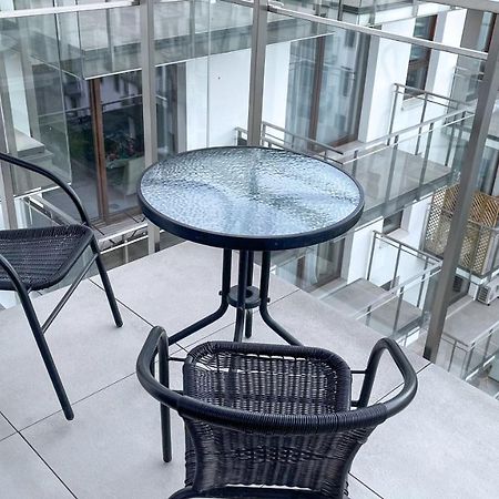 Comfortable 1-Room Apartment Close To The Center Varsovie Extérieur photo