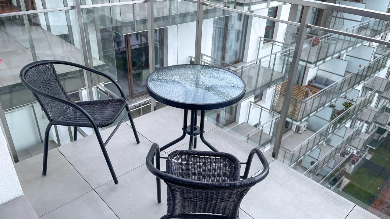 Comfortable 1-Room Apartment Close To The Center Varsovie Extérieur photo