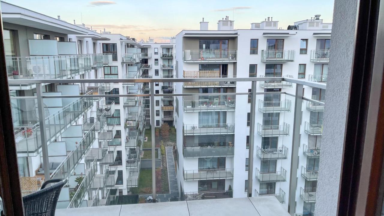 Comfortable 1-Room Apartment Close To The Center Varsovie Extérieur photo